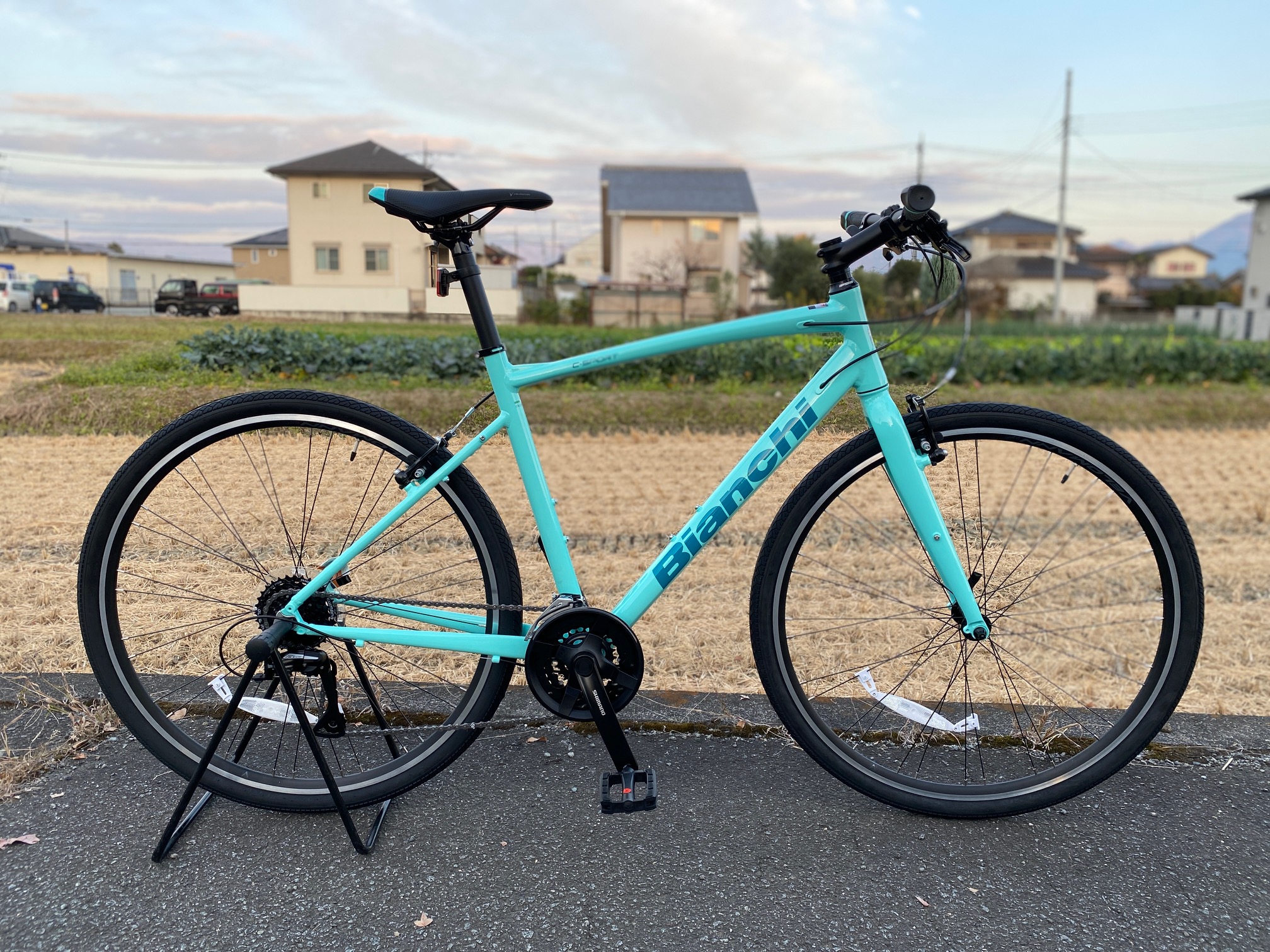 車で移動することが大多数なのでBIANCHI Csports1